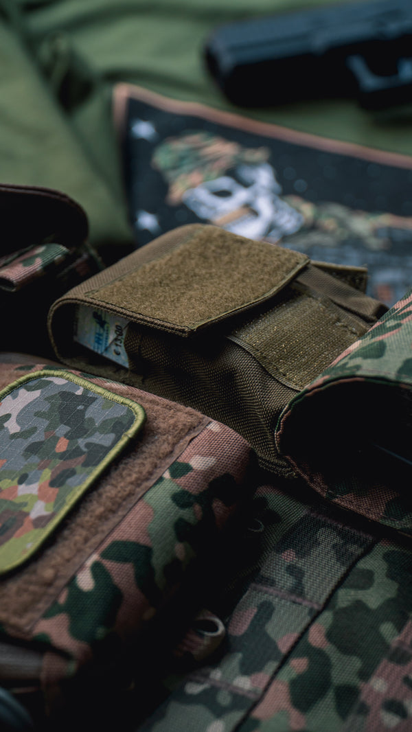 Peuken pouch