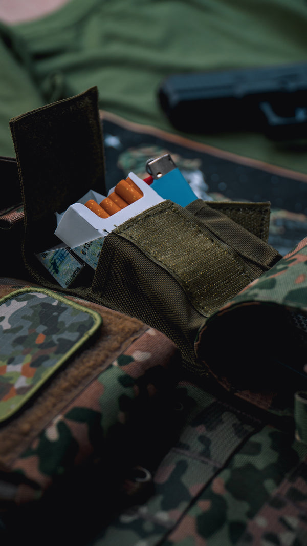 Peuken pouch